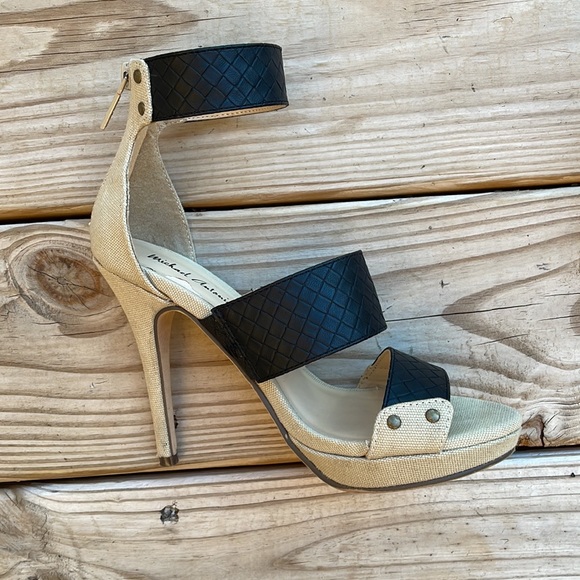 Michael Antonio Heels Size 6 - Picture 14 of 14